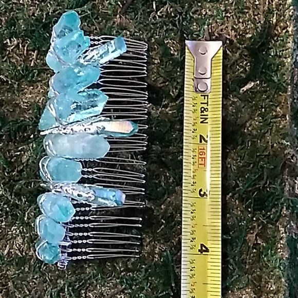 Aura Quartz Hair Piece - Picture 3 of 6